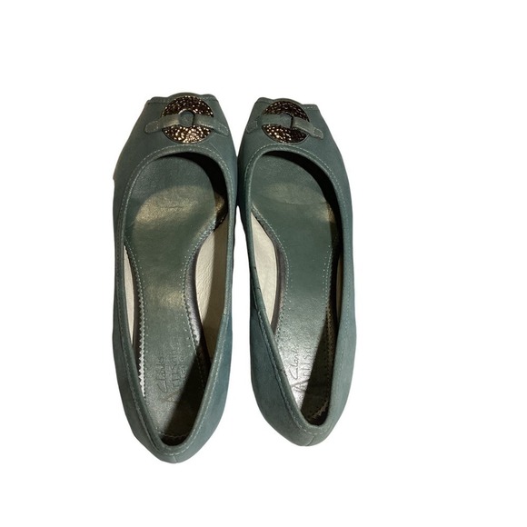 Clarks green  peep toe flats - Picture 2 of 4